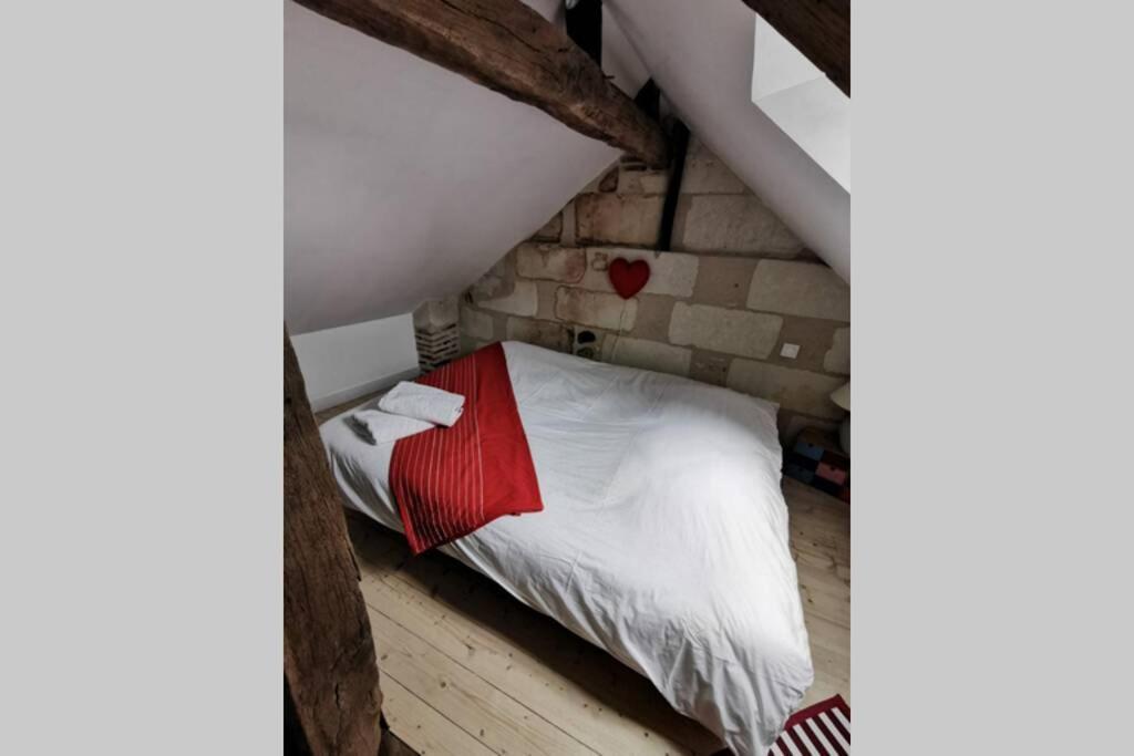 טור Maison De Ville Au Coeur Du Quartier Historique מראה חיצוני תמונה