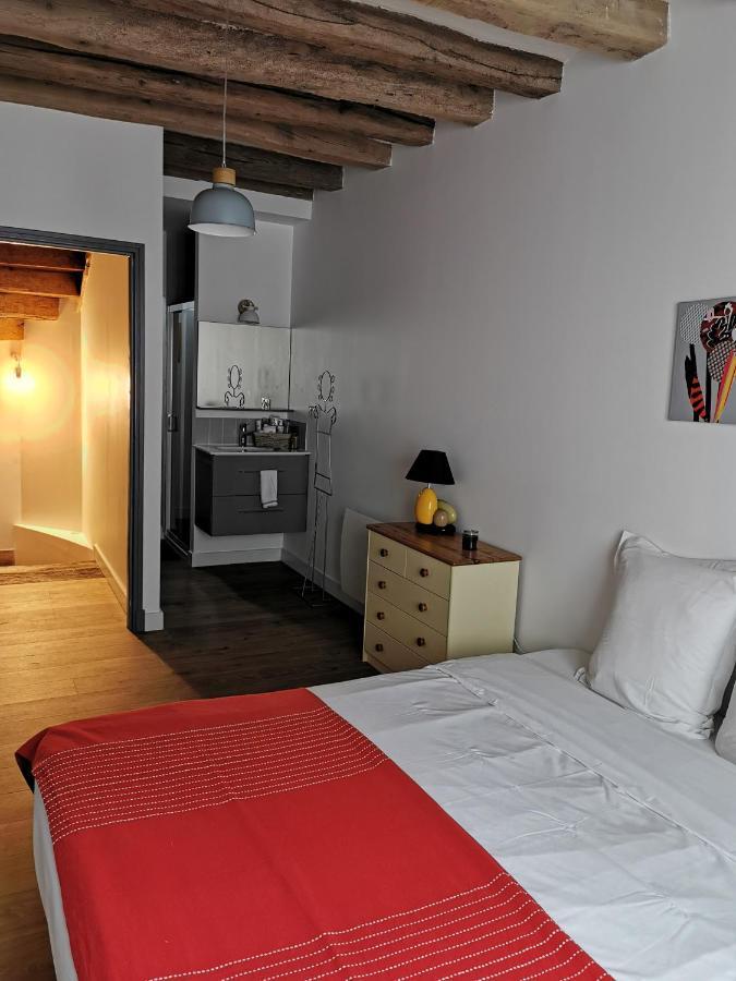 טור Maison De Ville Au Coeur Du Quartier Historique מראה חיצוני תמונה