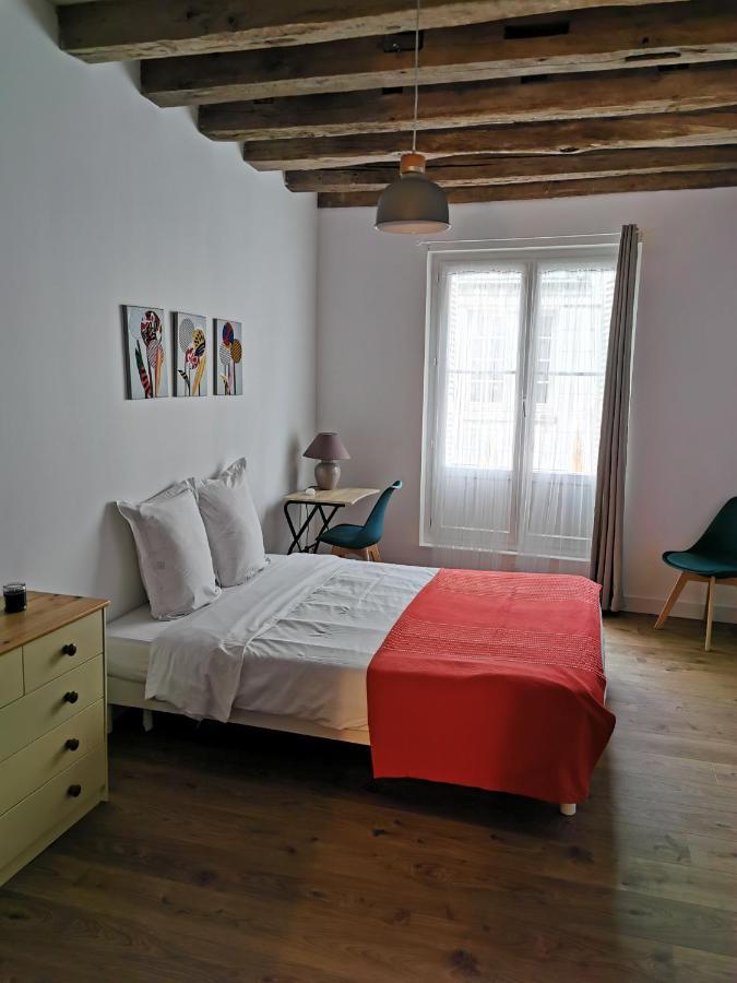 טור Maison De Ville Au Coeur Du Quartier Historique מראה חיצוני תמונה