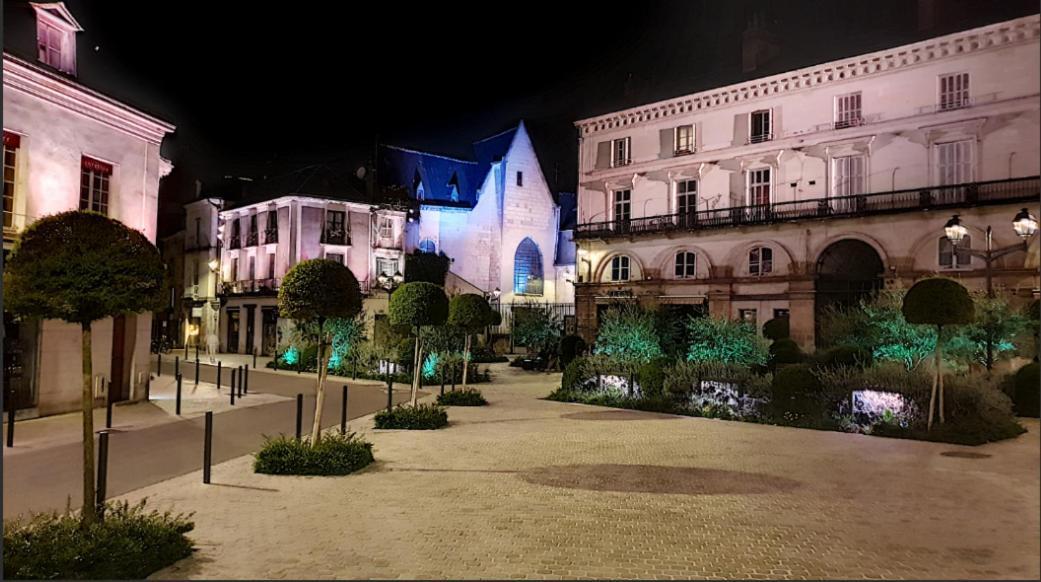 טור Maison De Ville Au Coeur Du Quartier Historique מראה חיצוני תמונה